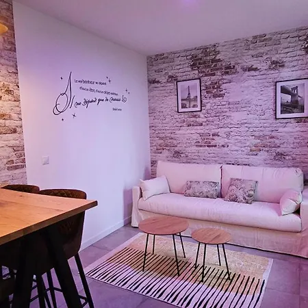 Le Clos Maldier - Gite Les Ecureuils Laon Exterior foto